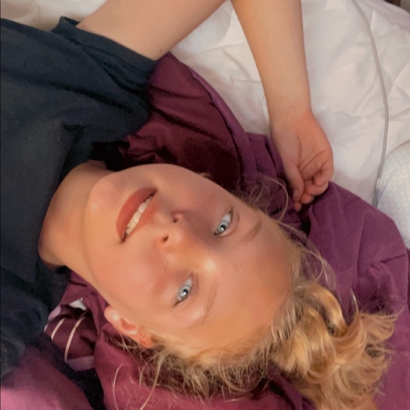 Meet your Posher, Secret - Picture 1 of 1